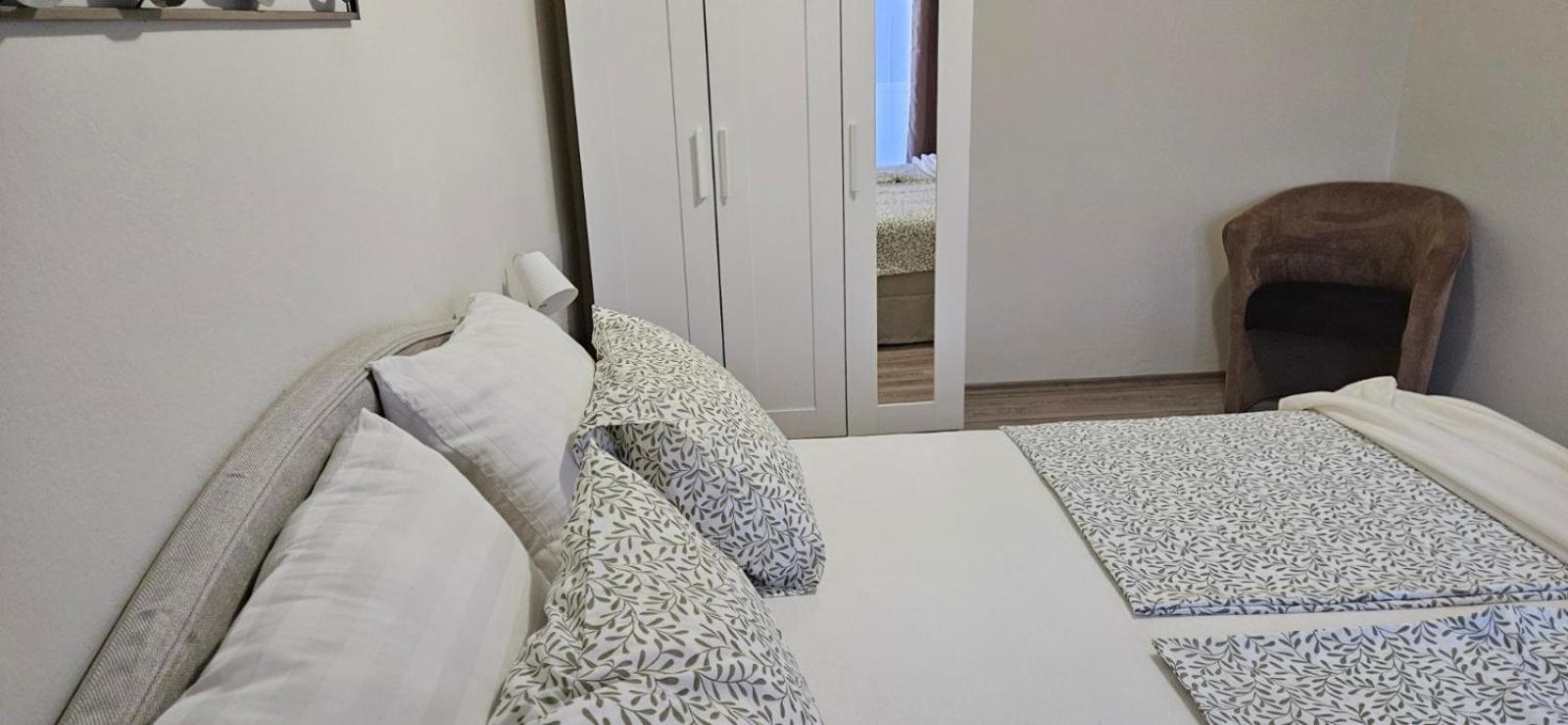 Casa Arbia Apartment Rab Town Ngoại thất bức ảnh