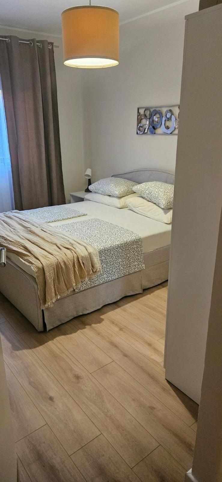 Casa Arbia Apartment Rab Town Ngoại thất bức ảnh